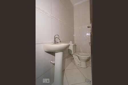 Lavabo de casa à venda com 3 quartos, 198m² em Vila Santa Delfina, São Paulo