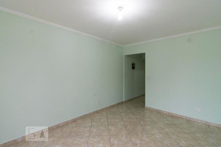 Sala de casa à venda com 3 quartos, 138m² em Vila Santa Delfina, São Paulo