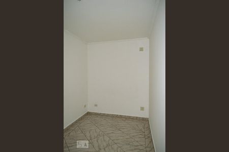 QUARTO 2 de casa para alugar com 3 quartos, 138m² em Vila Santa Delfina, São Paulo