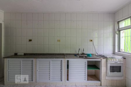 Casa à venda com 100m², 2 quartos e 1 vaga Casa à venda com 100m², 2 quartos e 1 vagaCozinha
