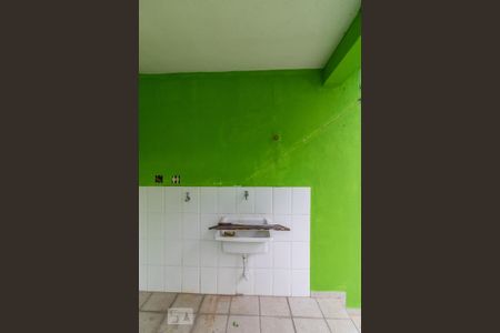 Casa à venda com 100m², 2 quartos e 1 vaga Casa à venda com 100m², 2 quartos e 1 vagaQuintal