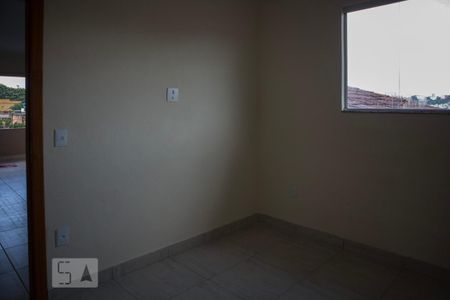 Quarto 1 de casa para alugar com 2 quartos, 60m² em Palmeiras, Belo Horizonte