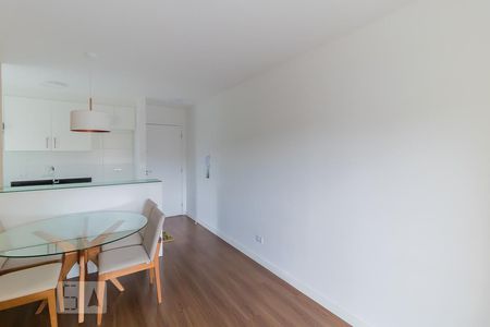 Sala de apartamento à venda com 2 quartos, 47m² em Vila Tolstoi, São Paulo
