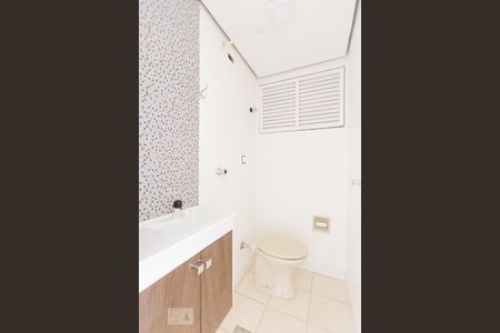 BANHEIRO de kitnet/studio para alugar com 1 quarto, 18m² em Asa Norte, Brasília