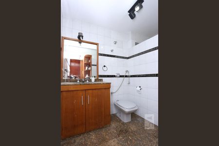 Apartamento à venda com 140m², 3 quartos e 1 vagaBanheiro da Suíte