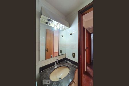 Apartamento para alugar com 77m², 3 quartos e 1 vagaBanheiro