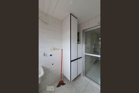 Apartamento para alugar com 77m², 3 quartos e 1 vagaÁrea de serviço