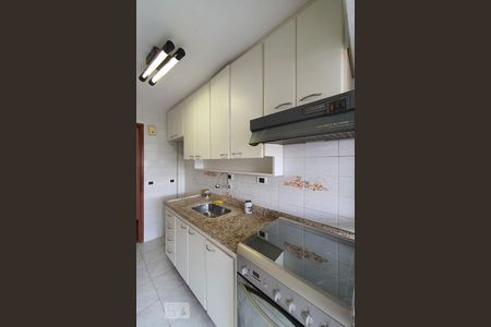 Apartamento para alugar com 77m², 3 quartos e 1 vagaCozinha