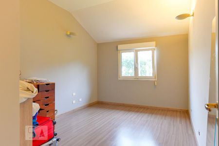 Casa para alugar com 304m², 4 quartos e 4 vagas Casa para alugar com 304m², 4 quartos e 4 vagasSuíte 3