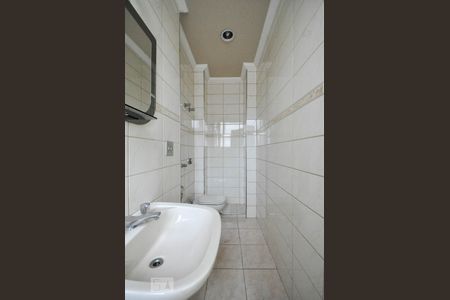 Lavabo de apartamento para alugar com 2 quartos, 190m² em Centro, Campinas