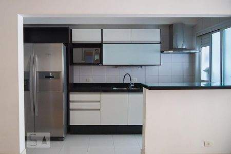 Cozinha de apartamento para alugar com 2 quartos, 90m² em Consolação, São Paulo