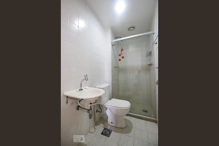 Apartamento à venda com 81m², 3 quartos e 1 vagaBanheiro Corredor