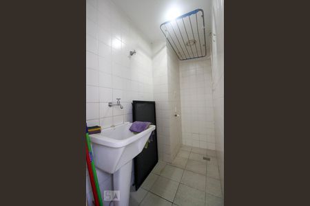 Apartamento à venda com 81m², 3 quartos e 1 vagaÁrea de Serviço