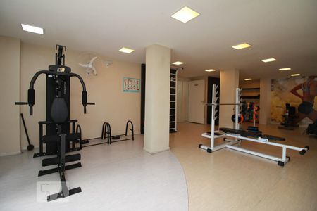 Apartamento à venda com 72m², 3 quartos e 1 vagaAcademia