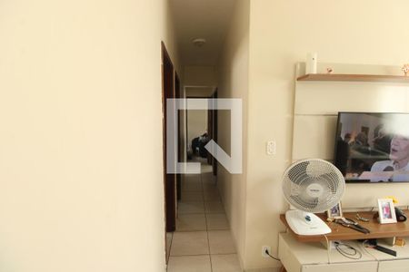 Corredor de apartamento para alugar com 3 quartos, 83m² em Irajá, Rio de Janeiro