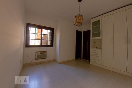 Casa para alugar com 388m², 4 quartos e 4 vagasQuarto 2 - Suíte