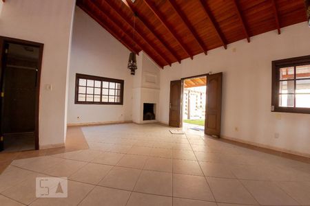 Sala 1 de casa para alugar com 4 quartos, 388m² em Protásio Alves, Porto Alegre