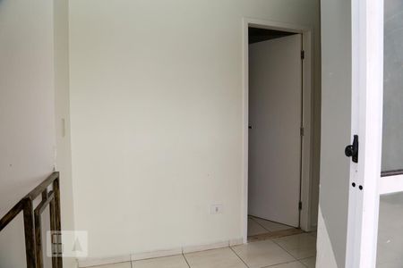 Hall de apartamento à venda com 3 quartos, 72m² em Parque Marabá, Taboão da Serra