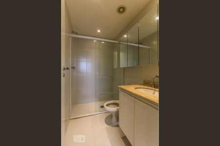 Banheiro  de apartamento à venda com 1 quarto, 42m² em Paraíso, São Paulo