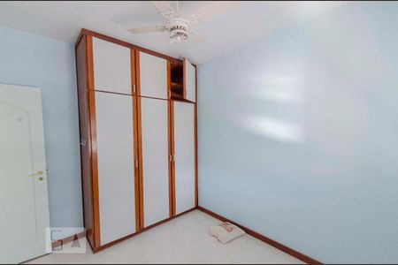 Apartamento à venda com 93m², 3 quartos e 2 vagasQuarto 2