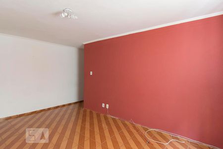 Sala de apartamento para alugar com 2 quartos, 100m² em Vila Vitório Mazzei, São Paulo