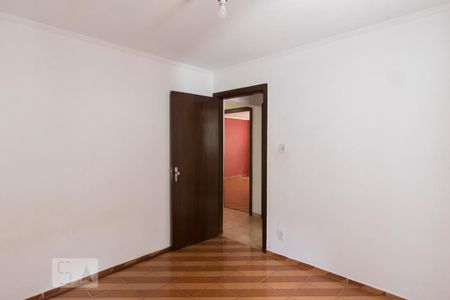 Quarto 1 de apartamento para alugar com 2 quartos, 100m² em Vila Vitório Mazzei, São Paulo