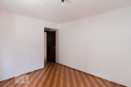 Quarto 2 de apartamento para alugar com 2 quartos, 100m² em Vila Vitório Mazzei, São Paulo
