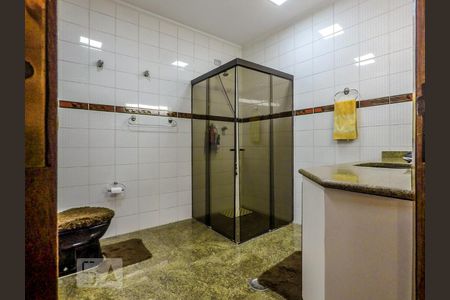 Casa à venda com 300m², 4 quartos e 8 vagasQuarto Suite 2