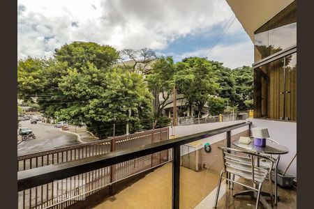 Casa à venda com 300m², 4 quartos e 8 vagasVaranda da Sala