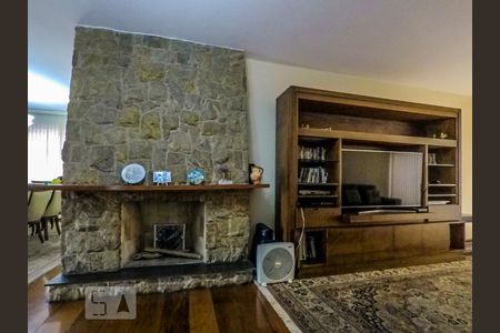 Casa à venda com 300m², 4 quartos e 8 vagasSala varios ambientes