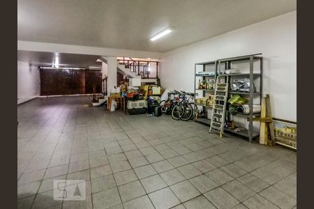 Garagem 8 carros de casa à venda com 4 quartos, 300m² em Bosque da Saúde, São Paulo