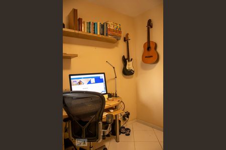 Apartamento à venda com 101m², 2 quartos e 1 vagaQuarto