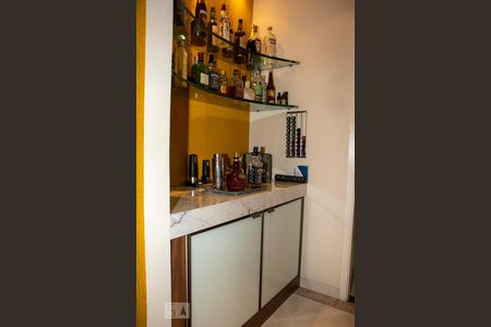 Sala de apartamento à venda com 2 quartos, 101m² em Barra da Tijuca, Rio de Janeiro