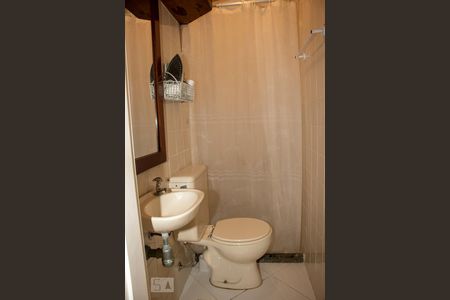 Apartamento à venda com 101m², 2 quartos e 1 vagaBanheiro de Serviço