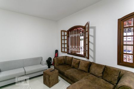 Sala de casa para alugar com 3 quartos, 360m² em Santa Branca, Belo Horizonte