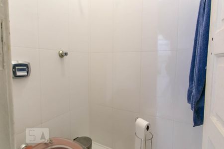 Casa para alugar com 360m², 3 quartos e 5 vagasBanheiro