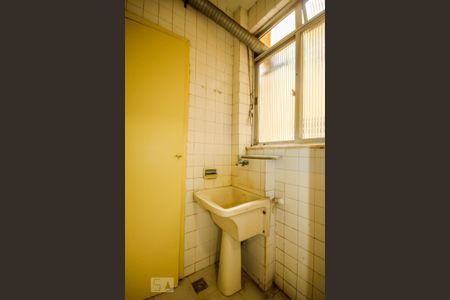 Apartamento para alugar com 64m², 3 quartos e 1 vagaÁrea de Serviço