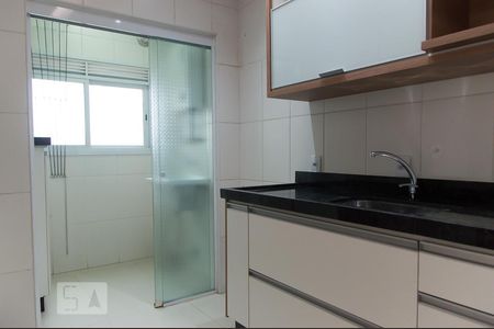 Apartamento para alugar com 71m², 2 quartos e 2 vagasCozinha e Área de Serviço