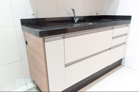 Apartamento para alugar com 71m², 2 quartos e 2 vagasCozinha - Armários