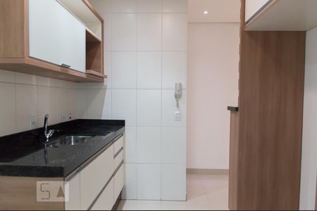 Apartamento para alugar com 71m², 2 quartos e 2 vagasCozinha