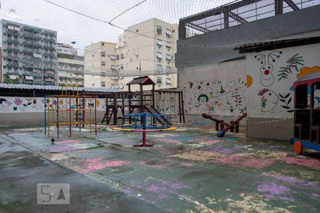 Apartamento para alugar com 27m², 1 quarto e sem vagaÁrea Comum - Playground