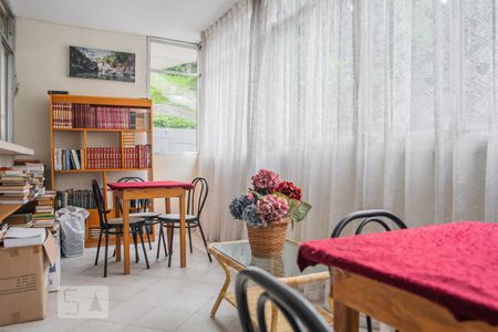 Apartamento para alugar com 27m², 1 quarto e sem vagaBiblioteca