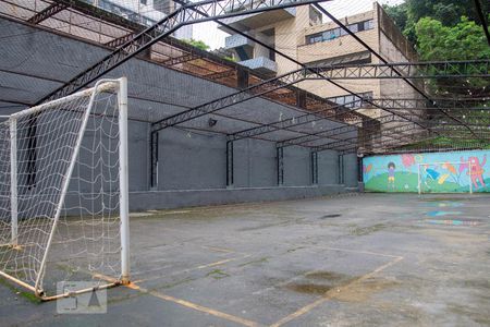 Apartamento para alugar com 27m², 1 quarto e sem vagaQuadra