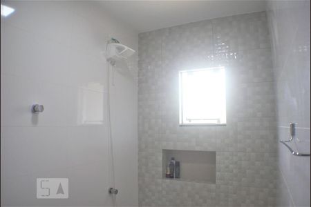 Casa para alugar com 85m², 2 quartos e 1 vaga Casa para alugar com 85m², 2 quartos e 1 vagaDetalhe do Banheiro Social