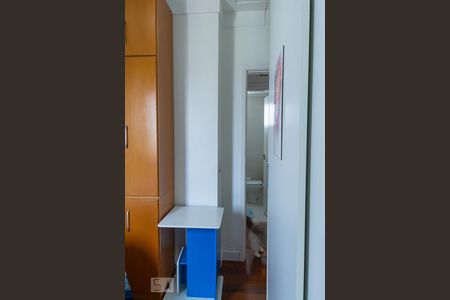 Apartamento para alugar com 81m², 2 quartos e 2 vagasQuarto 