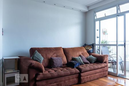 Sala de apartamento para alugar com 2 quartos, 81m² em Parque Imperial, São Paulo