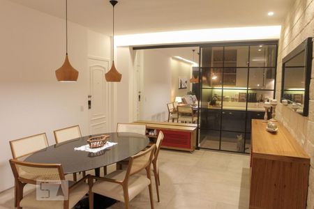 Sala de apartamento à venda com 2 quartos, 155m² em Lagoa, Rio de Janeiro