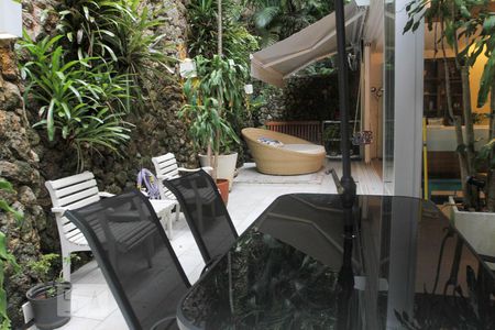 Apartamento à venda com 155m², 2 quartos e 2 vagasVaranda da Sala