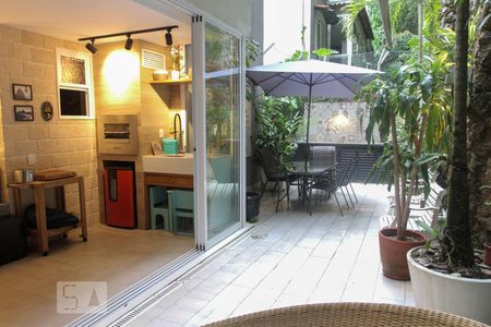 Apartamento à venda com 155m², 2 quartos e 2 vagasVaranda da Sala