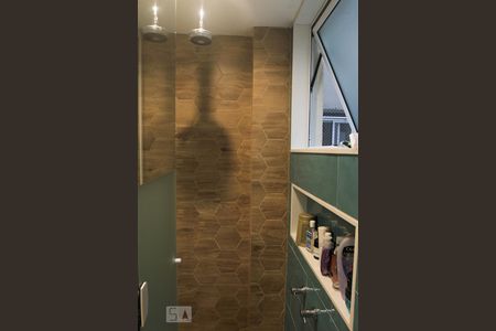 Apartamento à venda com 155m², 2 quartos e 2 vagasBanheiro